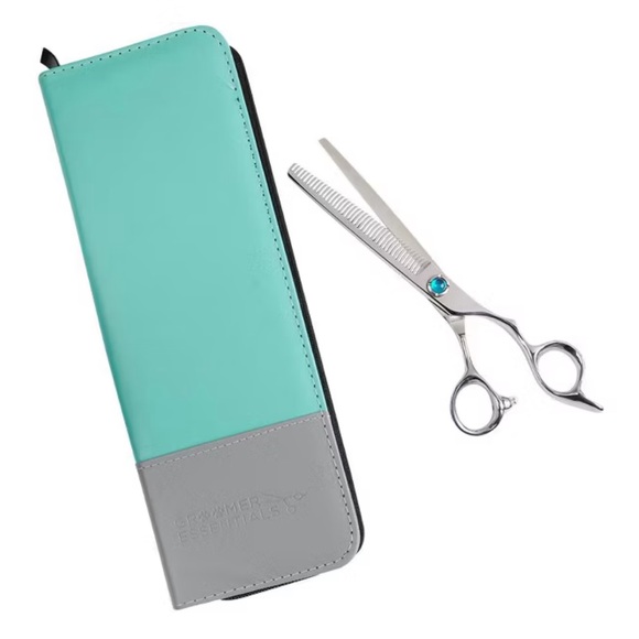 Groomer Essentials 7